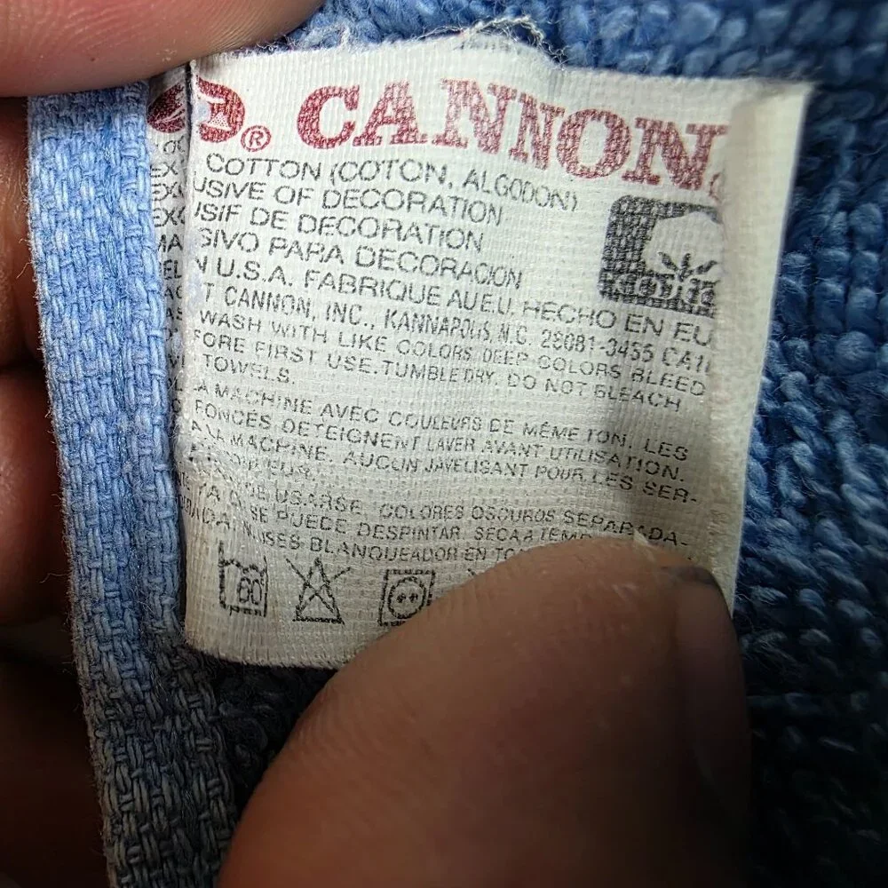 Vintage Cannon Floral Print Cotton Bath Towel Blue Soft Absorbent Made In USA